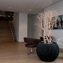 river black laag met hout (1 van 1)